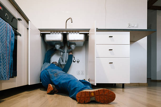 Professional Emergency Plumber technician working in Clinton, NJ